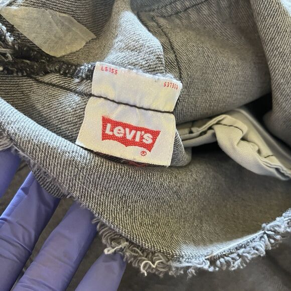 Levi’s 501 High Rise Original Denim Cut-Off Shorts Washed Black Size 30 NWT - Picture 6 of 13